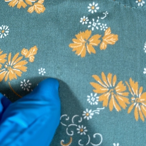 Caslon Split Neck Top in Green Yellow Mia Floral size small 100% Modal - Picture 9 of 15